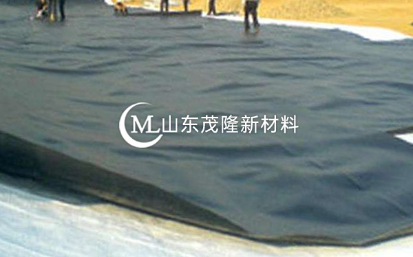 《昌贛涉鐵工程項(xiàng)目》土工膜、三維排水網(wǎng)施工