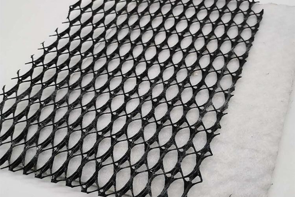 了解復(fù)合排水網(wǎng)的特性及其應(yīng)用領(lǐng)域  第3張