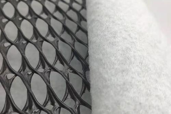 三維復(fù)合排水網(wǎng)的應(yīng)用領(lǐng)域有哪些？  第1張