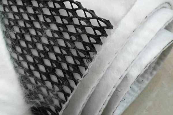 三維復(fù)合排水網(wǎng)在不同路面上的排水應(yīng)用解析 第4張