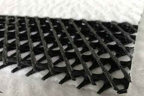 使用三維復(fù)合土工排水網(wǎng)提升路基排水效率與穩(wěn)定性  第3張