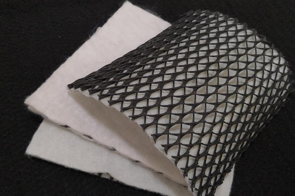 復(fù)合土工排水網(wǎng)在軟土地基排水中的應(yīng)用 第1張