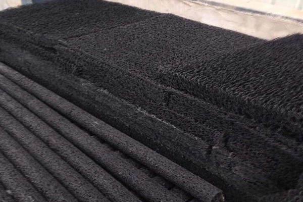 復合排水網(wǎng)與PCR滲排水網(wǎng)墊的區(qū)別有哪些  第2張