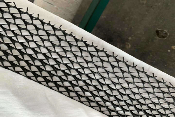 三維復(fù)合排水網(wǎng)可以防淤堵嗎?  第1張