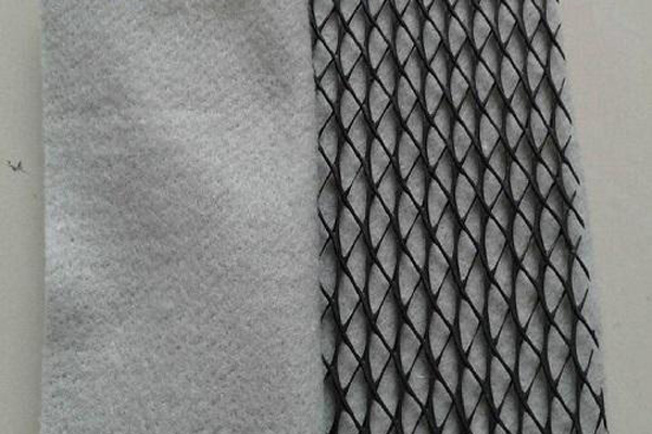 三維復(fù)合排水網(wǎng)鋪設(shè)的3個(gè)關(guān)鍵注意事項(xiàng) 第1張