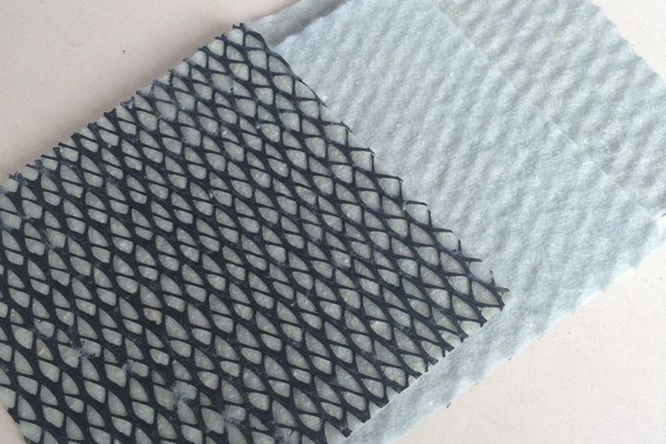 復(fù)合排水網(wǎng)的優(yōu)勢(shì)有哪些呢？  第1張